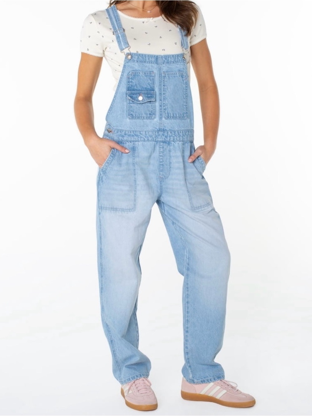 Celebrity Pink Light Wash Relaxed Boufriend Denim Overalls Medium